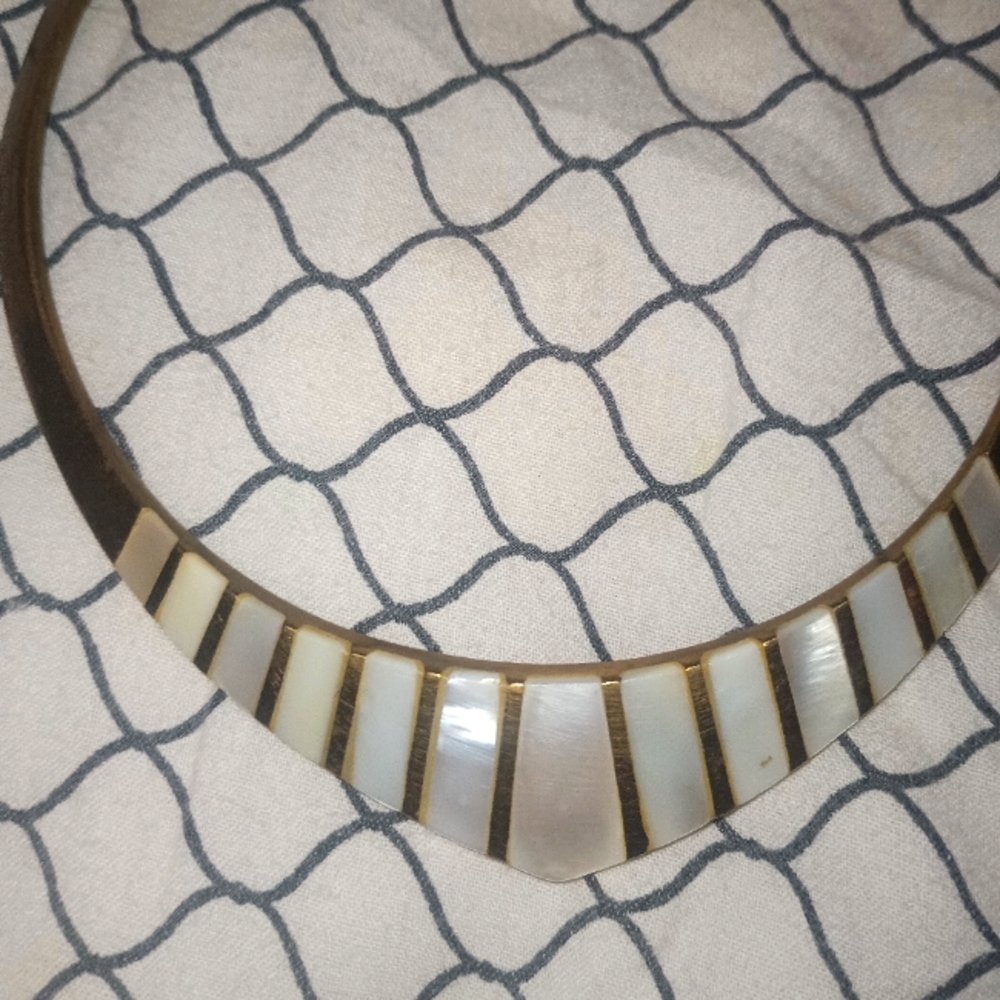 Vintage Mother Of Pearl Choker - Gem
